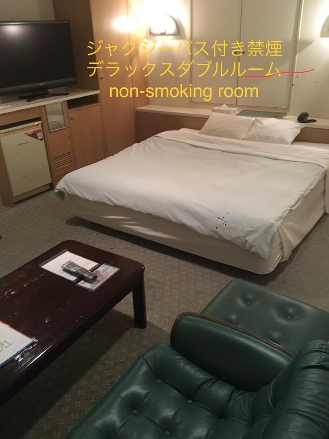Hotel Noel Tokio Buitenkant foto
